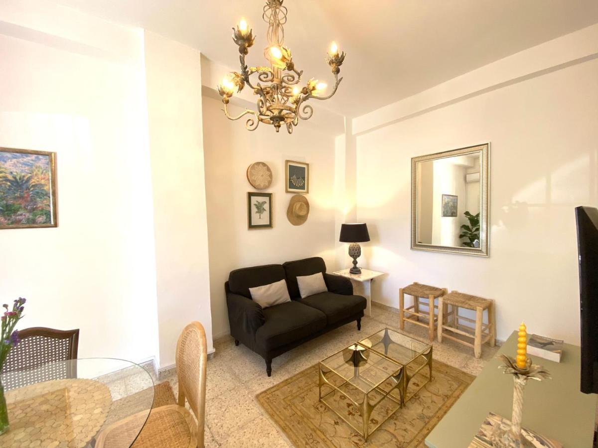 Liberty House - Central Two Bedroom Apartments Nicósia Exterior foto
